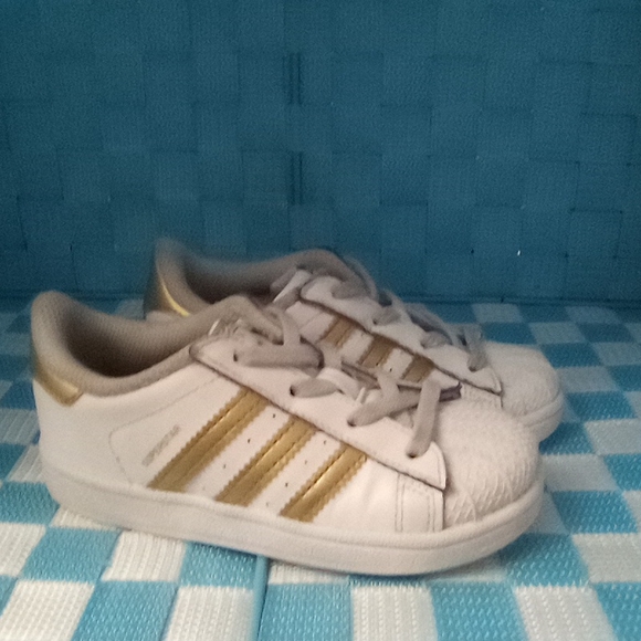 Mini Me Shell Top Adidas Super Stars - Picture 2 of 12